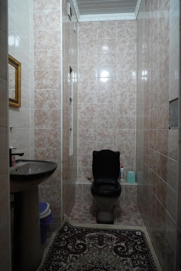 Nice And Comfortable Apartment In The Downtown Of Бишкек Екстериор снимка